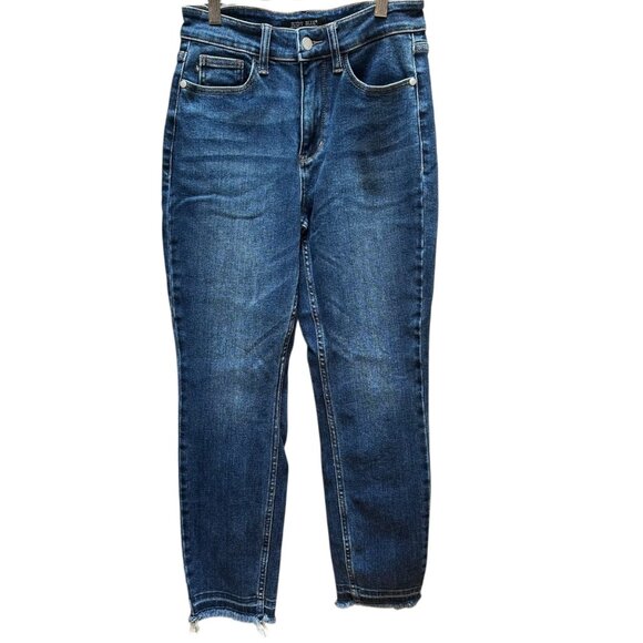 Judy Blue Slim Fit Cropped Jeans Frayed Raw Hem‎ Denim Casual Stretch Size 3/26 - Picture 1 of 7